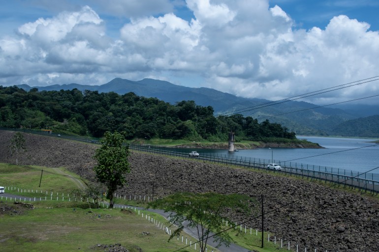 el niño Guanacaste, Costa Rica EZEQUIEL BECERRAAFP View of the Arenal Lake reservoir in Guanacaste, Costa Rica, taken on June 22, 2023. (Photo by Ezequiel BECERRA / AFP) 22/06/2023 - 03:00 costa rica  -  weather  -  electricity  - 