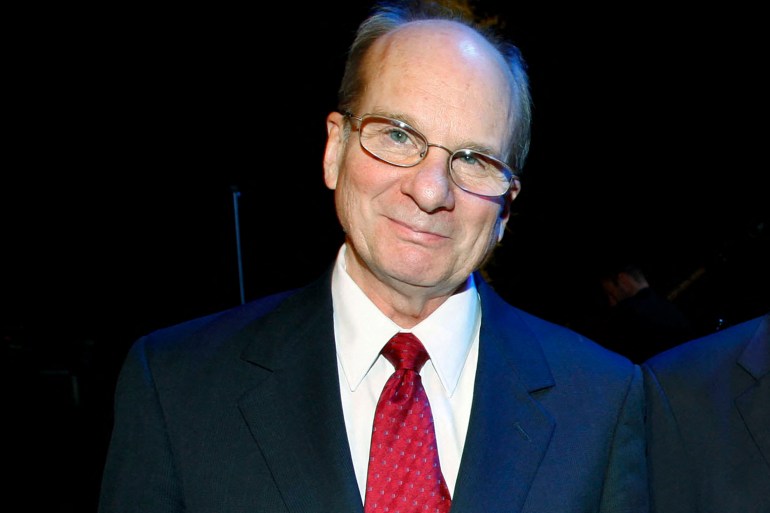 FILE PHOTO: Louis E. Brus of Columbia University poses after winning the the Nano Physics Kavli Prize during the prize ceremony in the Oslo Concert House September 9, 2008. REUTERS/Haakon Mosvold Larsen/Scanpix Norway/File Photo. NORWAY OUT. NO COMMERCIAL OR EDITORIAL SALES IN NORWAY. NO COMMERCIAL OR BOOK SALES. NO RESALES. NO ARCHIVES