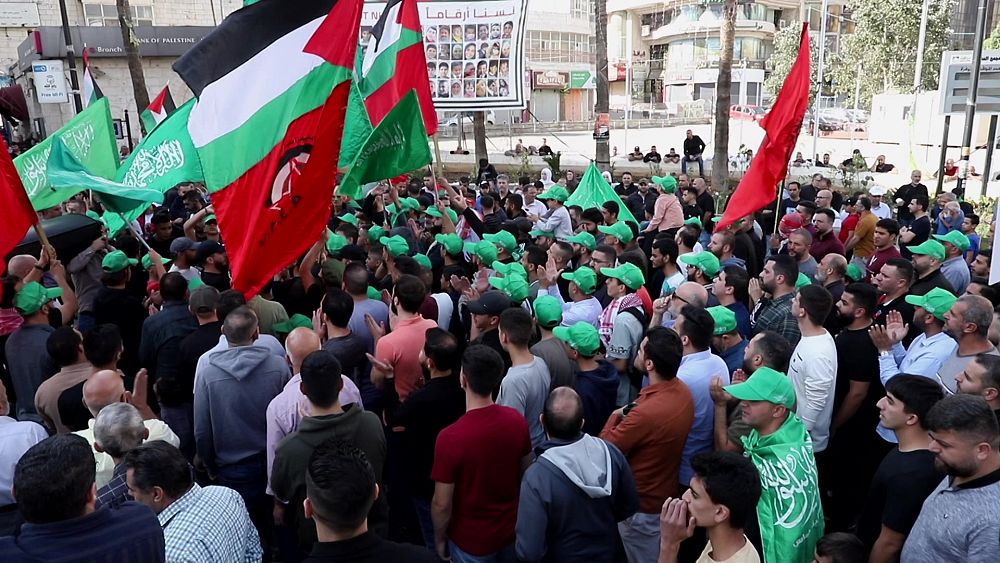 عقب صلاة الجمعة.. مسيرات في الأردن ورام الله تضامنًا مع أهالي غزة