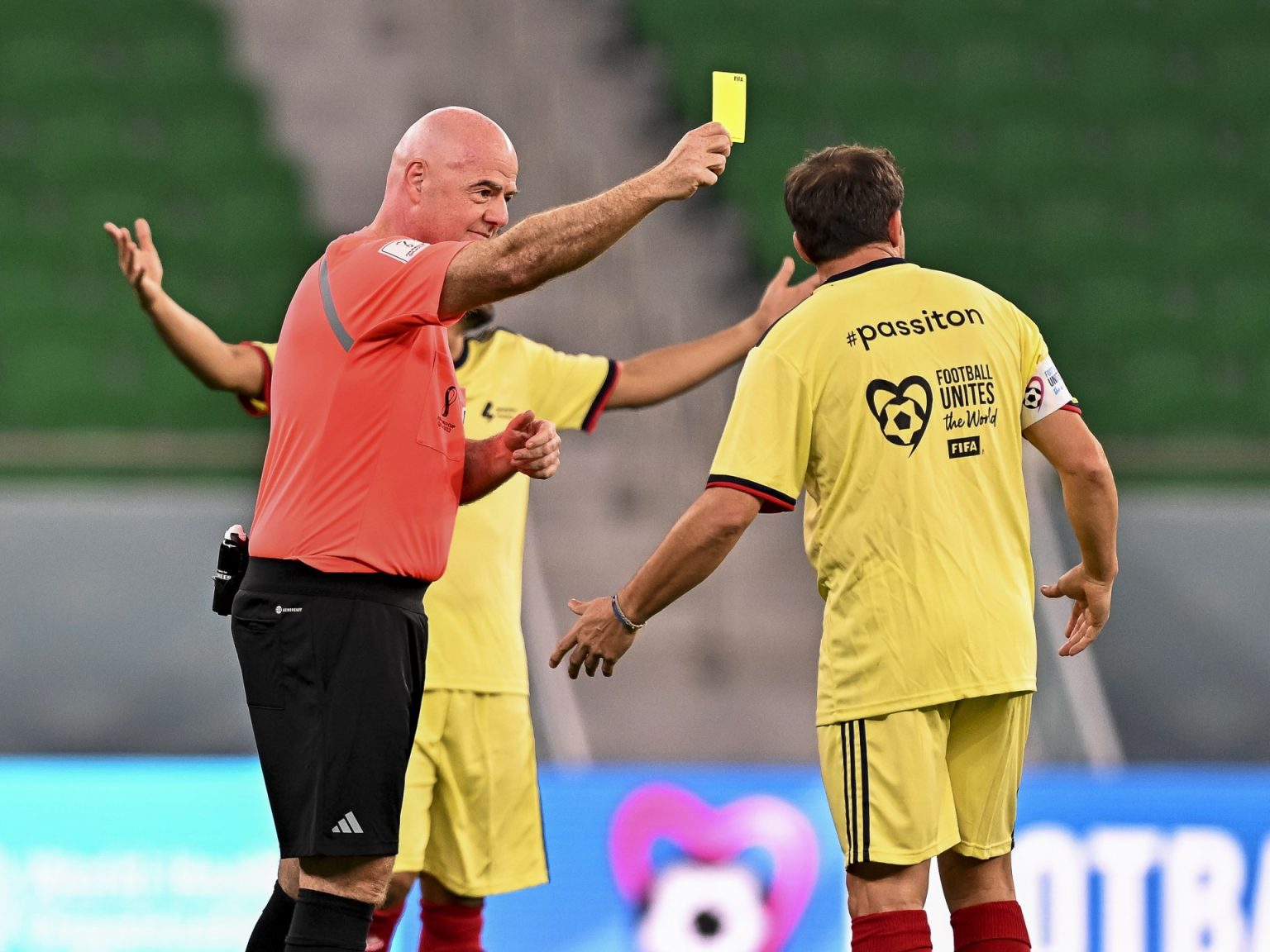 من “قانون فينغر” للطرد المؤقت.. ثورة تعديلات مرتقبة ستغير كرة القدم في 2024