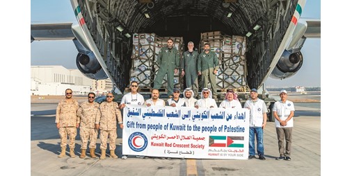 الطائرة الـ 19 من جسر إغاثة غزة حملت 40 طناً مساعدات غذائية وطبية