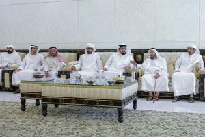 أحمد بن محمد يقدم العزاء في وفاة ميثاء المزروعي