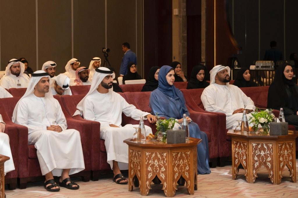 حميد بن عمار يشهد إطلاق الأكاديمية الرقمية في عجمان