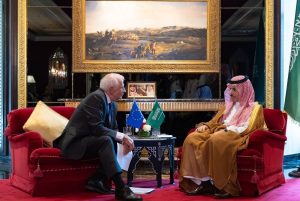 وزير الخارجية: السعودية ترفض استمرار التصعيد وانتهاكات الاحتلال الإسرائيلي بحق المدنيين في غزة