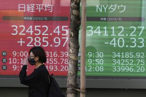 نيكاي ينهي مكاسب دامت 3 أيام مع جني الأرباح