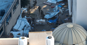 المرصد الأورومتوسطي: الاحتلال حوّل مستشفى الشفاء لمركز اعتقال وتعذيب