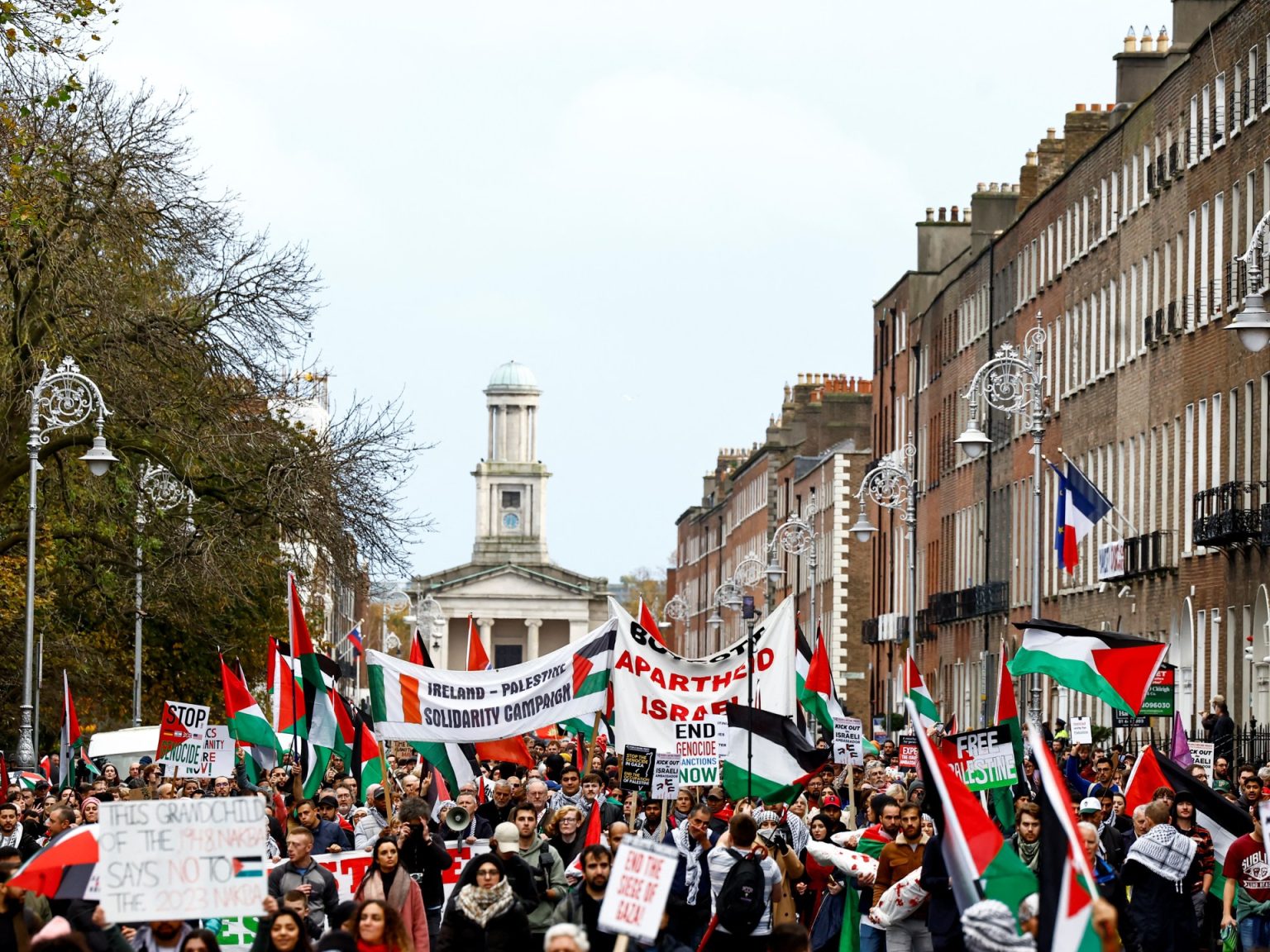 للأسبوع السادس.. مظاهرات بمدن أوروبية تنديدا بالعدوان على غزة