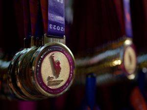 إيقاف عداءة بريطانية استقلت سيارة خلال سباق