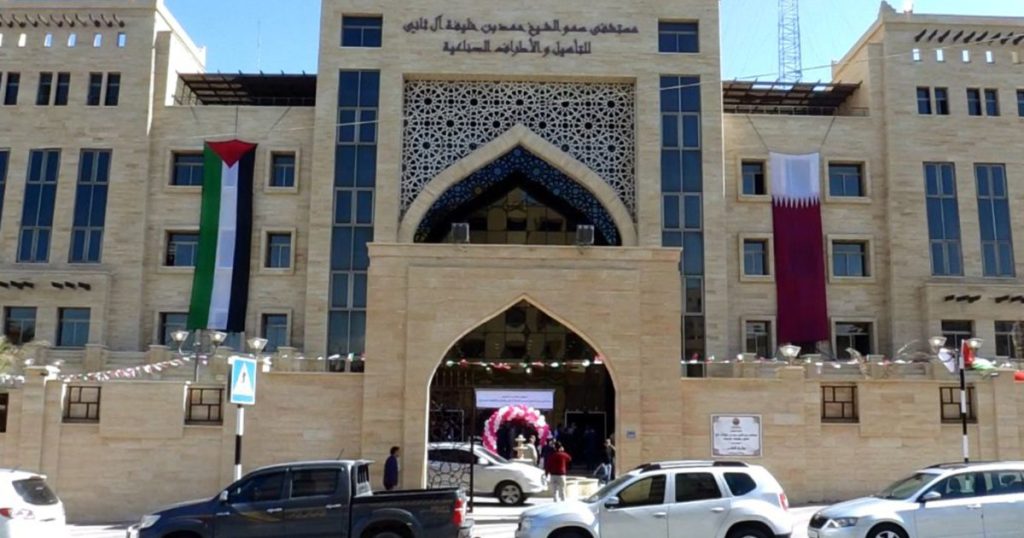 الحرب الإسرائيلية تضاعف معاناة مبتوري الأطراف في غزة بعد توقف مستشفى حمد عن العمل