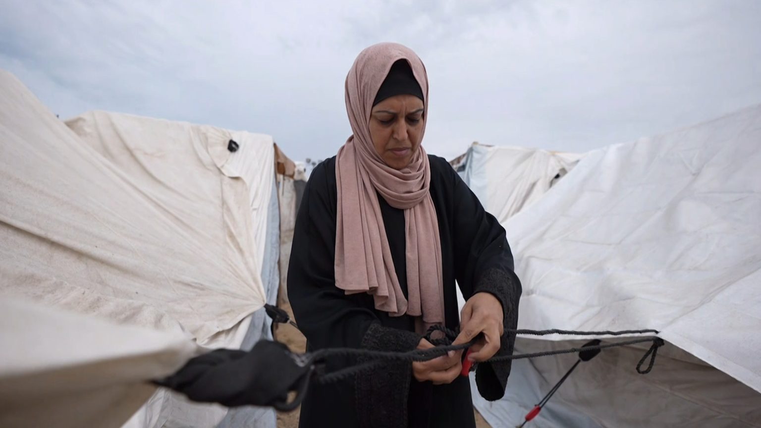 نازحة غزاوية: تنقّلنا 3 مرات وعشنا تفاصيل “التغريبة” لكننا صامدون وسنعود
