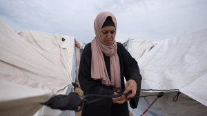 نازحة غزاوية: تنقّلنا 3 مرات وعشنا تفاصيل “التغريبة” لكننا صامدون وسنعود