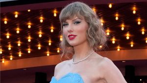 “تايم” تختار نجمة البوب الأميركية تايلور سويفت شخصية العام 2023