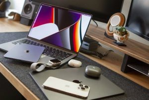 «الأمن السيبراني»: تحذير أمني «عالٍ جداً» حول ثغرات في منتجات «Apple»