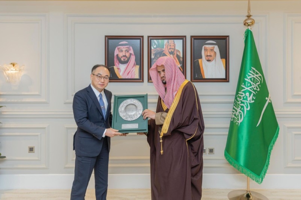 النائب العام يستقبل المدعي العام لجمهورية كوريا الجنوبية