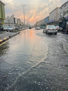 أمطار غزيرة على العاصمة المقدسة