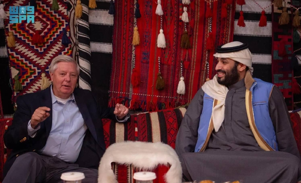 في المخيم الشتوي بالعُلا.. ولي العهد يجتمع مع السيناتور الأمريكي ليندسي غراهام