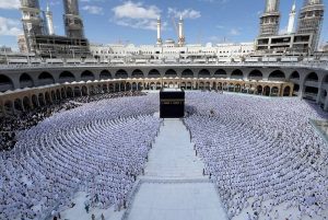 منع إدخال عربات الأطفال إلى صحن المطاف.. والسماح في الأدوار العلوية