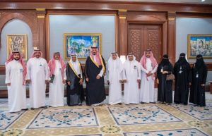 أمير المدينة يستقبل مدير فرع التجارة ويطلع على التقرير السنوي للعام 2024