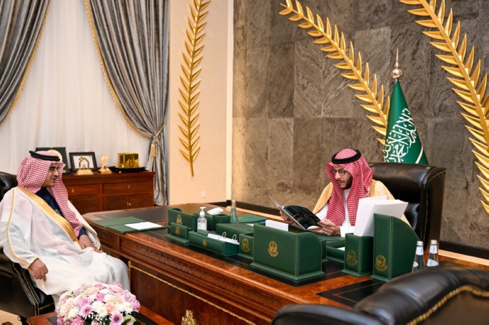 سعود بن نهار يطّلع على الاستعداد لانطلاقة الفصل الدراسي الثالث