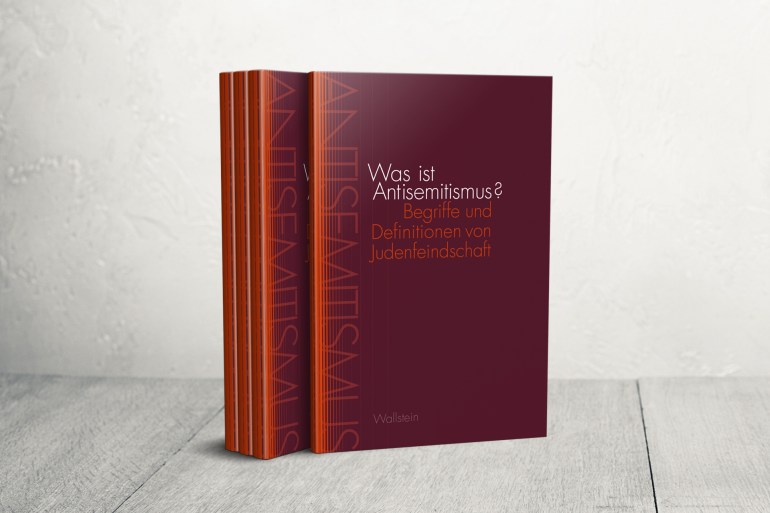 كتاب "ماهي معاداة السامية؟، مصطلحات وتعريفات معاداة اليهود" (الجزيرة)