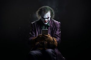 لماذا لا يستخدم “الأشرار” في الأفلام هواتف آيفون؟