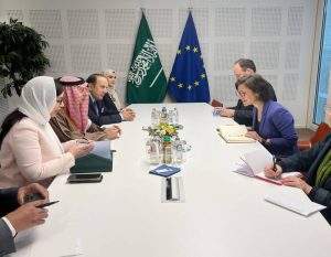 الجبير يبحث تعزيز التعاون مع أوروبا وسلام الشرق الأوسط