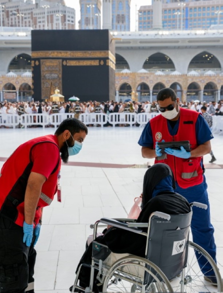 «الهلال الأحمر» بمكة تكثف جهودها لموسم رمضان بـ 900 متطوع
