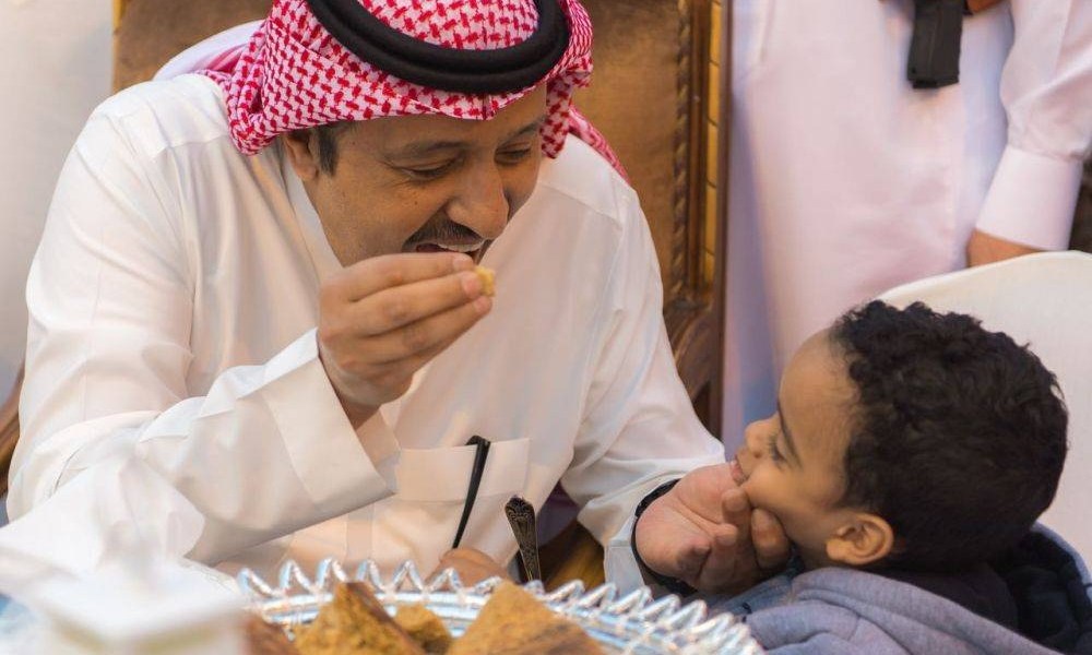 أمير الباحة.. حضور إنساني «راقٍ» وبصيرة قرار استباقي