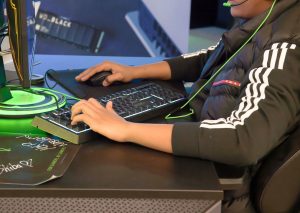 ما سر جاذبية لوحات المفاتيح الميكانيكية؟