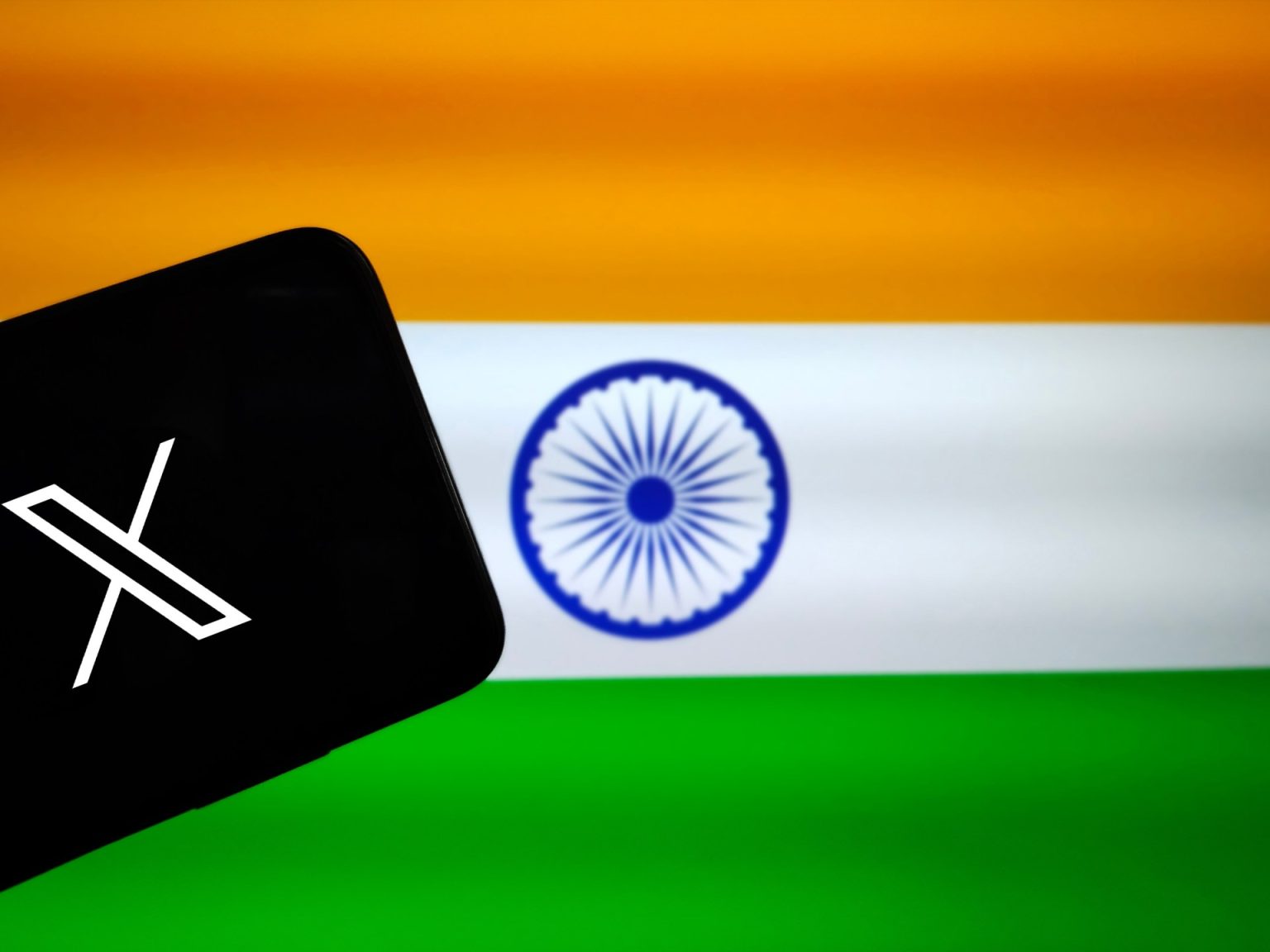 منصة إكس تحجب رسائل سياسية في الهند بناء على طلب السلطات