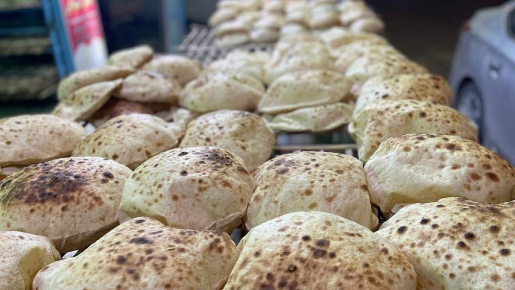 مصر ترفع سعر الخبز المدعوم لأول مرة منذ 30 عاما