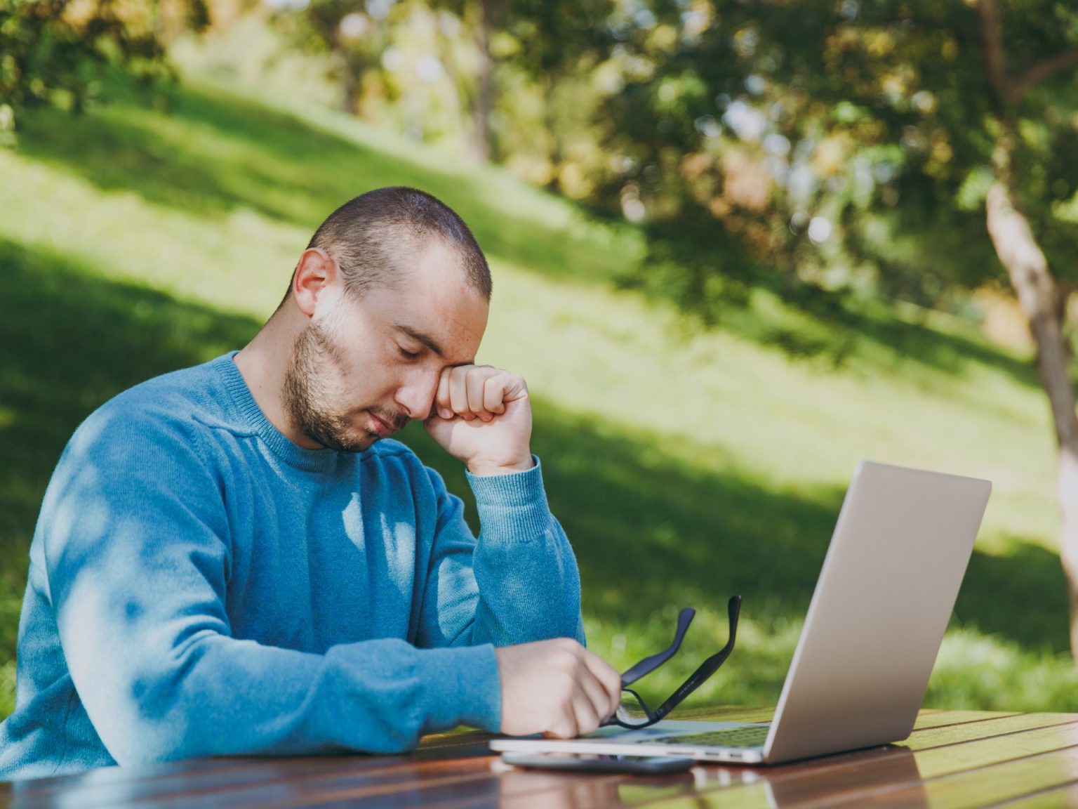 كيف تسرع حاسوبك المحمول ببعض الخطوات المجانية البسيطة؟