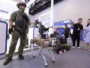 الكلاب الآلية المسلحة.. هل ستدخل الروبوتات في حروب المستقبل؟