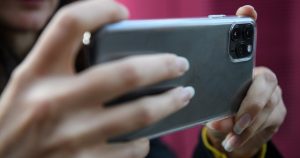 كيف تصور مقاطع فيديو بأفضل جودة ممكنة على هواتف آيفون؟