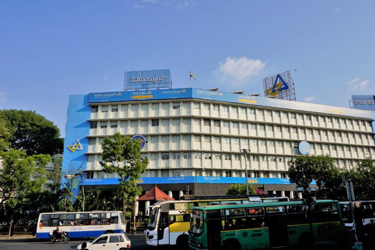 Bangalore,Karnataka,India-April 18 2023: Canara bank head office building. One of the largest banks owned by Government of India. شترستوك