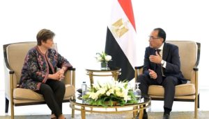 مدبولي: مصر ملتزمة بتطبيق سعر الصرف المرن بالتنسيق مع البنك المركزي