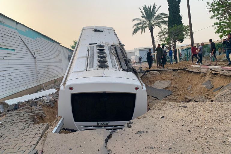 تسببت الغارات الجوية في إلحاق أضرار جسيمة بالبنية التحتية لمستشفى غزة الأوروبي وأقسامه الداخلية-رائد موسى-خان يونس-الجزيرة نت
