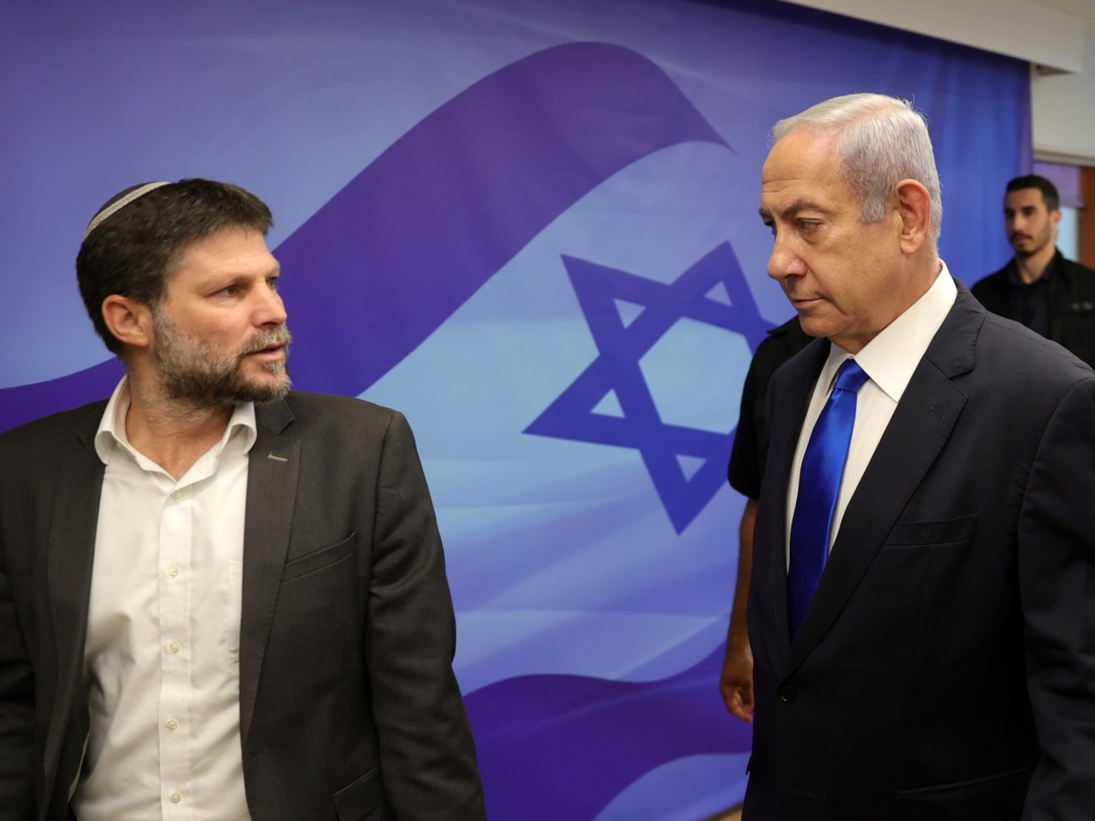 دعوات جديدة في إسرائيل لإسقاط حكومة نتنياهو