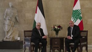 عون يعلن عن بدء معالجة السلاح الفلسطيني في 3 مخيمات ببيروت