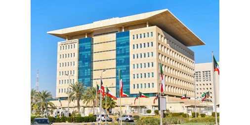 خفض الاستهلاك الحكومي للكهرباء .. 13 ساعة الدوام يومياً لمدة 5 أيام أسبوعياً يشكل ضغطاً على الشبكة