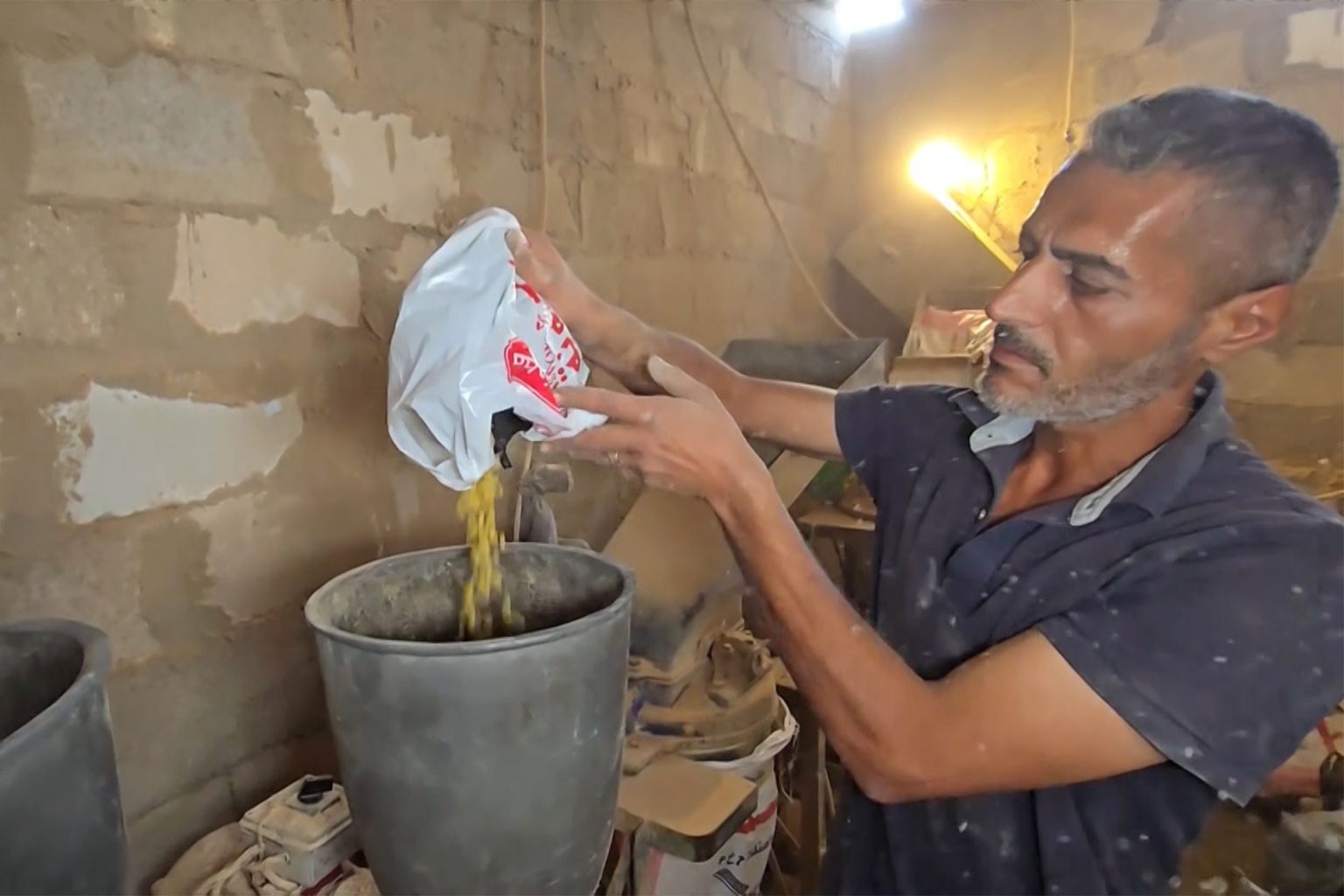 في غزة لم يعد الخبز من القمح