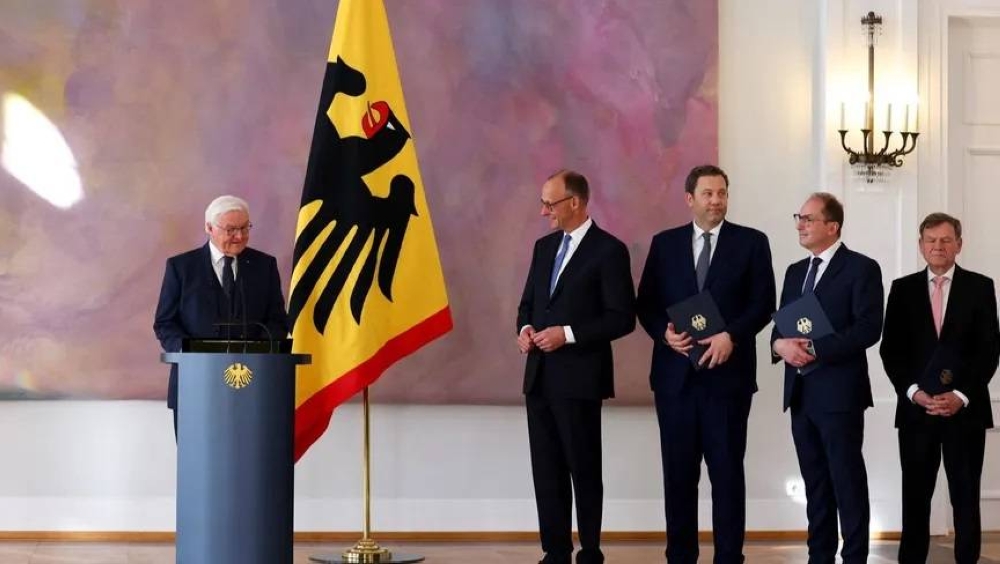 تضم امرأة و16 رجلاً.. الحكومة الألمانية الجديدة تؤدي اليمين الدستورية