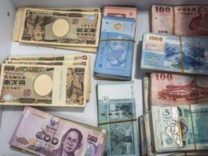 «عملات الناشئة» لأفضل أداء شهري منذ 15 عاماً