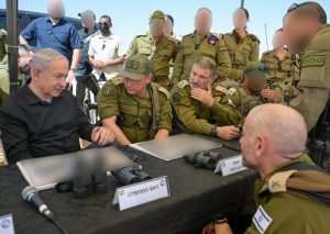 ضغط خارجي وغليان داخلي يهددان مستقبل حكومة نتنياهو