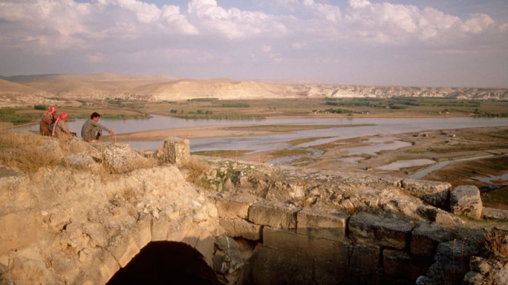 بعد تراجع منسوب دجلة والفرات مخزون المياه العراقي بأدنى مستوى في 80 عاما