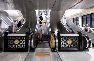 السلالم والمصاعد الكهربائية بالمسجد الحرام تخدم أكثر من 200 ألف قاصد في الساعة