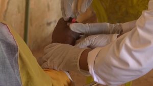 وباء الكوليرا يفاقم معاناة السودانيين ويعقد الوضع الإنساني