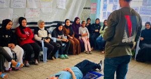 هكذا يساهم طلبة الطب بغزة في إنقاذ ضحايا الحرب