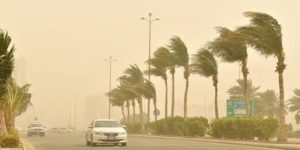 «الأرصاد»: رياح نشطة وارتفاع للأمواج قبالة سواحل منطقة جازان