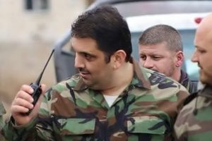 ظهور فادي صقر برفقة محافظ دمشق يثير التساؤلات بشأن العدالة الانتقالية